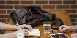 ¿Sabes que es el phubbing y cómo afecta tu vida?