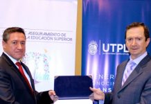 UTPL recibe Acreditación Institucional del CACES por un periodo de 5 años acreditacion institucional