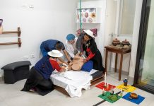 La UTPL inaugura el primer laboratorio de parto intercultural del país