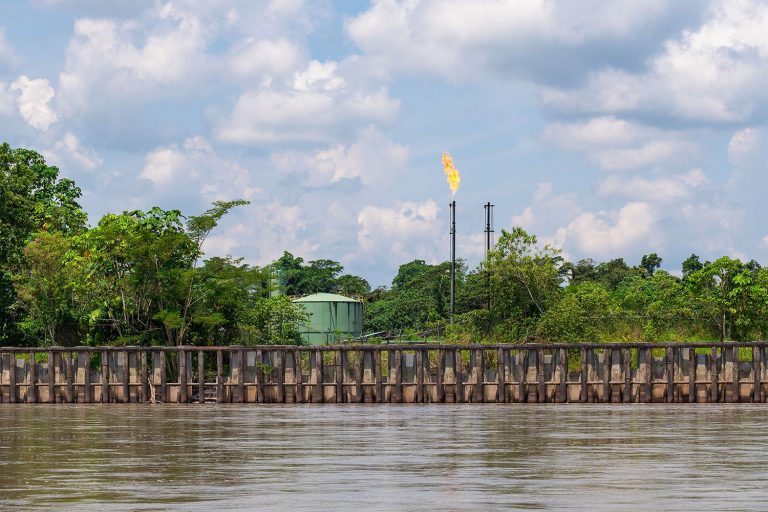 La huella del petróleo: Análisis en los ríos Aguarico y Napo